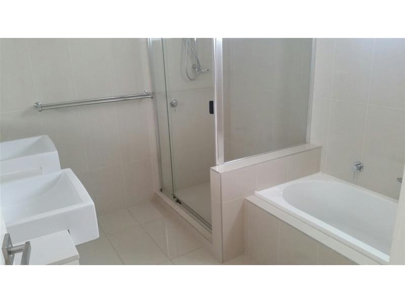 2/16 Canaga Street, Chinchilla QLD 4413