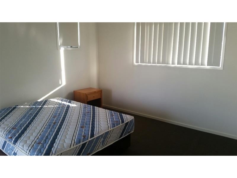 2/16 Canaga Street, Chinchilla QLD 4413