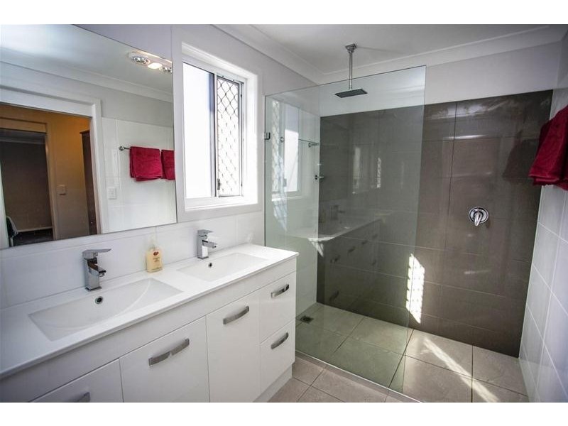 40 Monmouth Road, Chinchilla QLD 4413