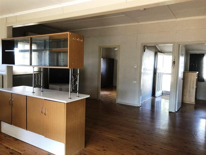 76  Wambo Street, Chinchilla QLD 4413