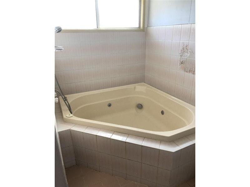 76  Wambo Street, Chinchilla QLD 4413