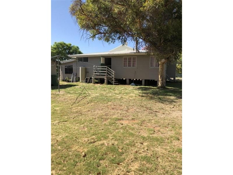 76  Wambo Street, Chinchilla QLD 4413