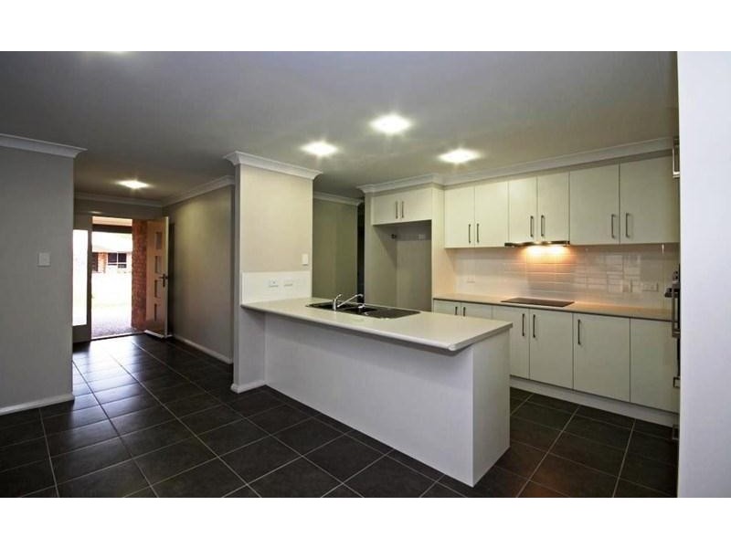 10 Sommerfeld Crescent, Chinchilla QLD 4413