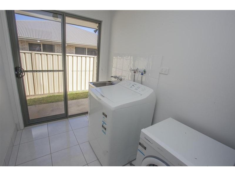 Unit 1 and Unit 2 78 Price Street, Chinchilla QLD 4413