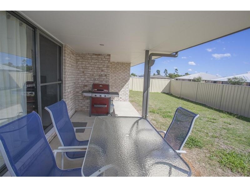 Unit 1 and Unit 2 78 Price Street, Chinchilla QLD 4413
