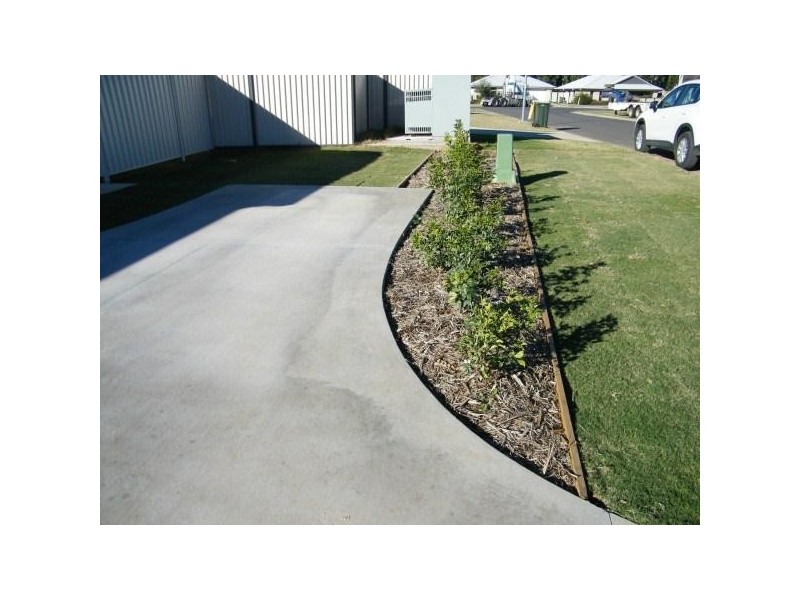 1/16 Skewis Street, Chinchilla QLD 4413