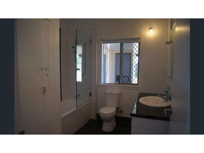 17 Wood Street, Chinchilla QLD 4413