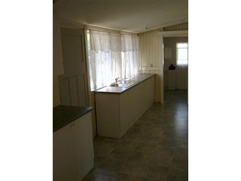 62 Dalby Street, Jandowae QLD 4410