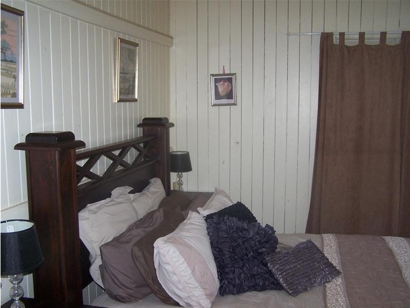 7 First Avenue, Chinchilla QLD 4413