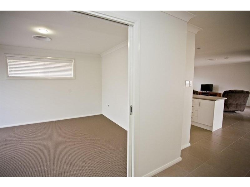 2 Sommerfeld Crescent, Chinchilla QLD 4413