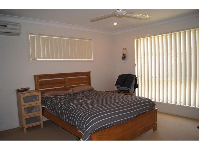 8 Back Avenue, Chinchilla QLD 4413