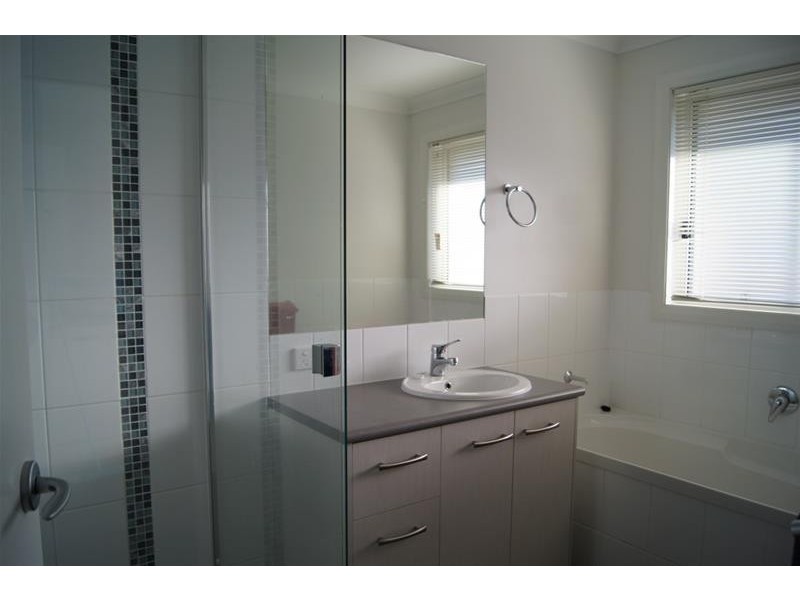 7 Hookswood Road, Miles QLD 4415