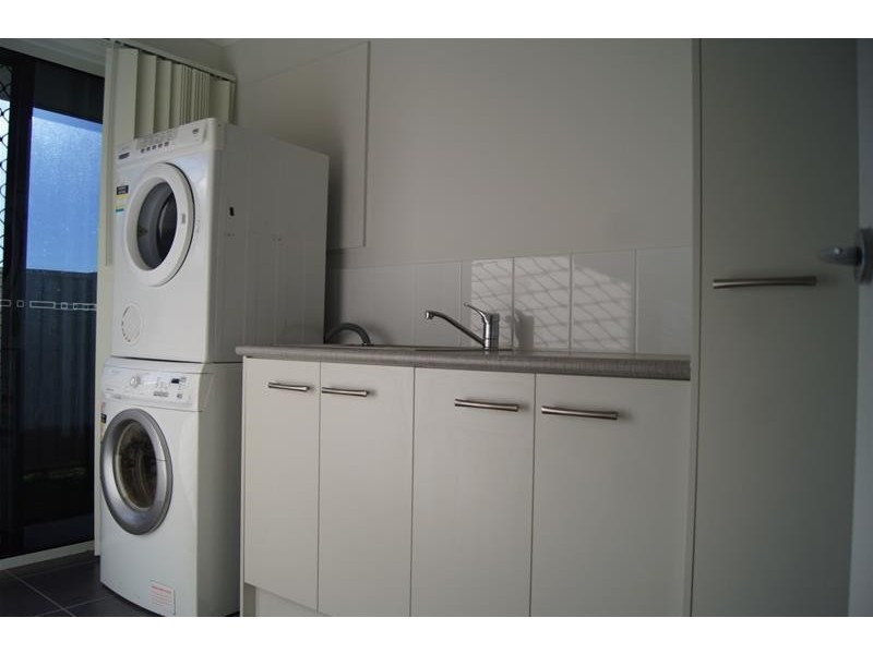 7 Hookswood Road, Miles QLD 4415