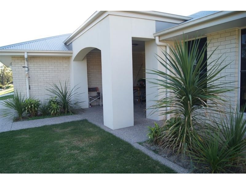 7 Hookswood Road, Miles QLD 4415