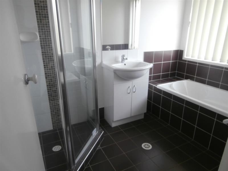 6 Back Avenue, Chinchilla QLD 4413