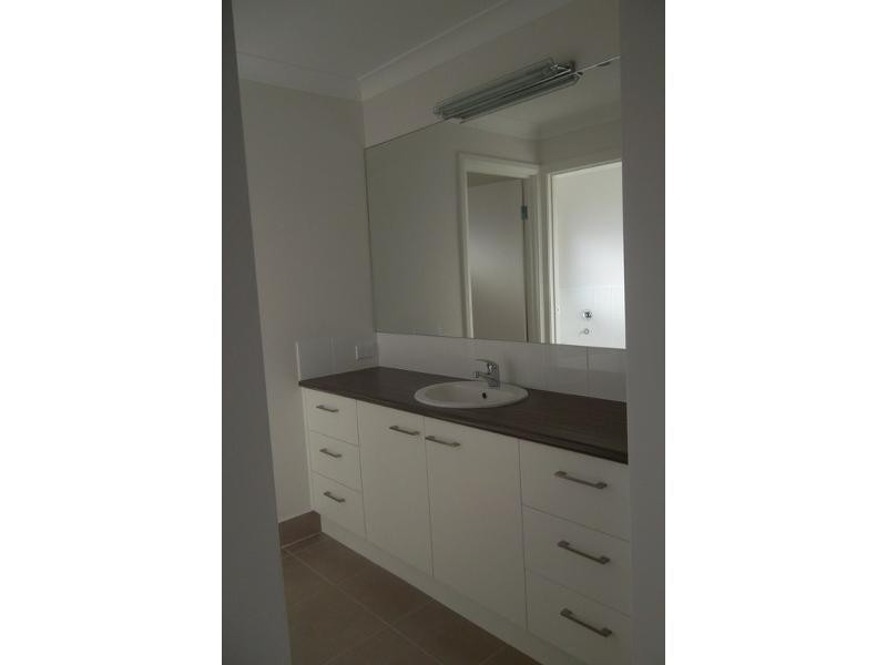 31 Cameron Street, Chinchilla QLD 4413