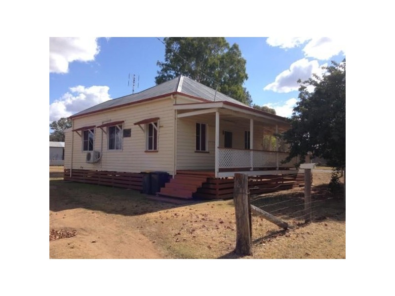 36 Davis Street, Chinchilla QLD 4413