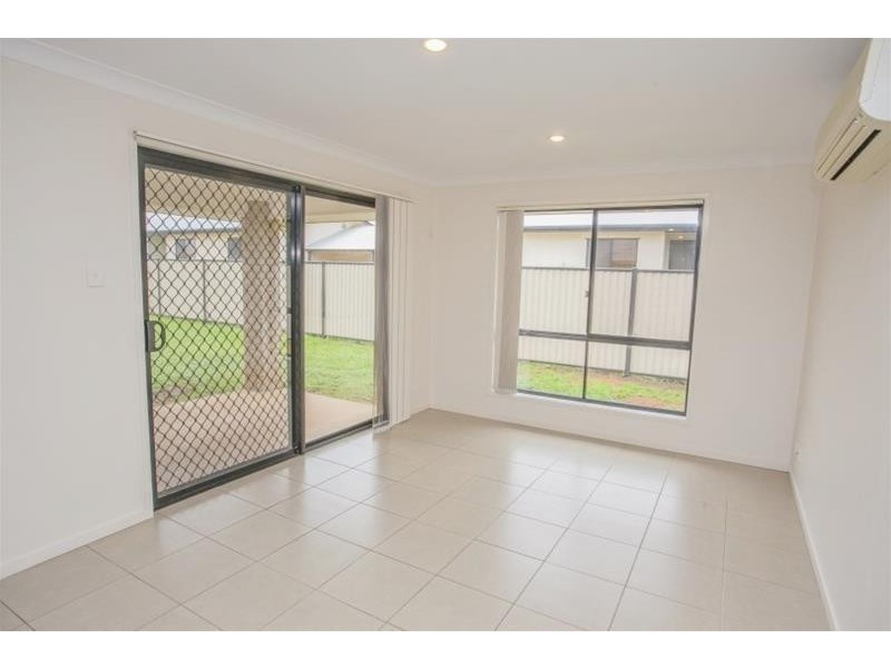 50 Windmill Road, Chinchilla QLD 4413