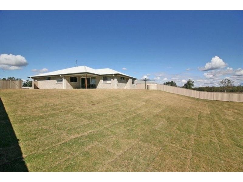 37 Cypress Pines Drive, Miles QLD 4415