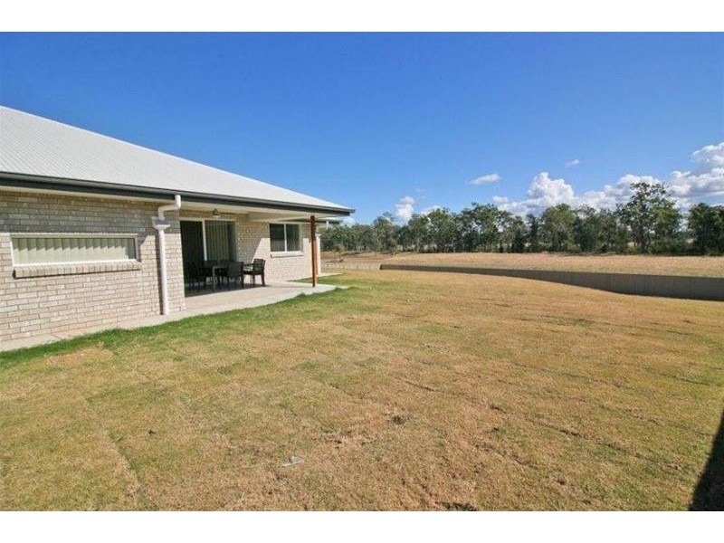 37 Cypress Pines Drive, Miles QLD 4415