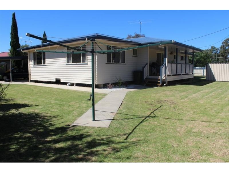 3 Harrington Court, Chinchilla QLD 4413