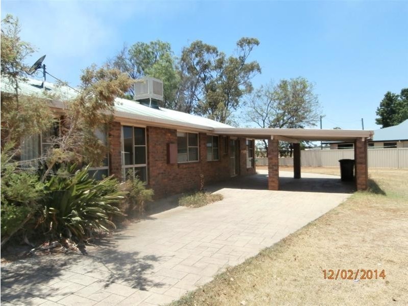 78 Zeller Street, Chinchilla QLD 4413