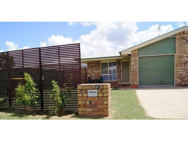 2/23 Birkett Street, Chinchilla QLD 4413