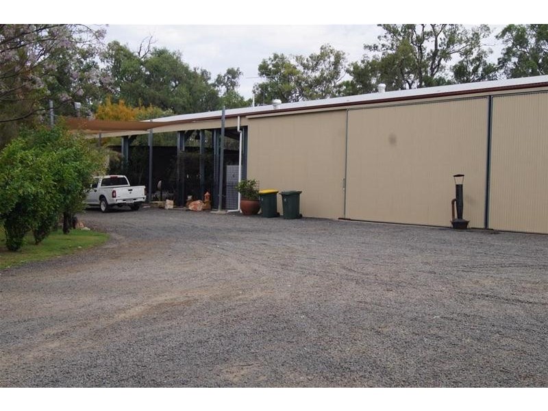 16-22 Edward Street, Chinchilla QLD 4413