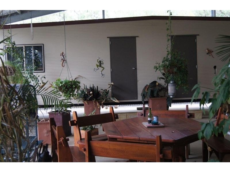 16-22 Edward Street, Chinchilla QLD 4413