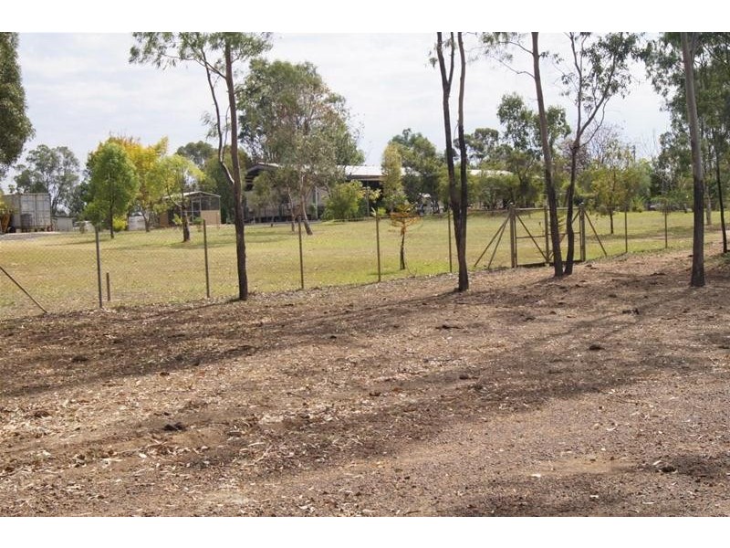 16-22 Edward Street, Chinchilla QLD 4413