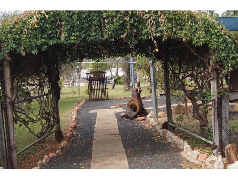 16-22 Edward Street, Chinchilla QLD 4413