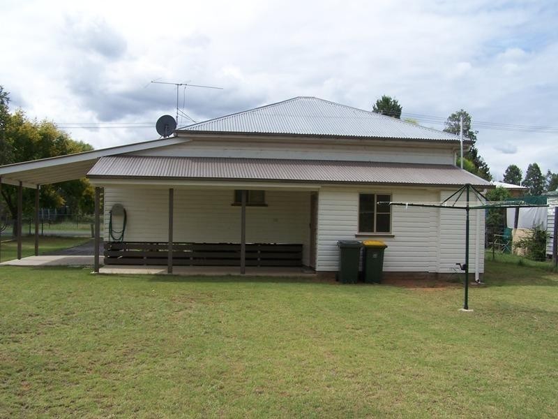 38 DURAH Street, Chinchilla QLD 4413