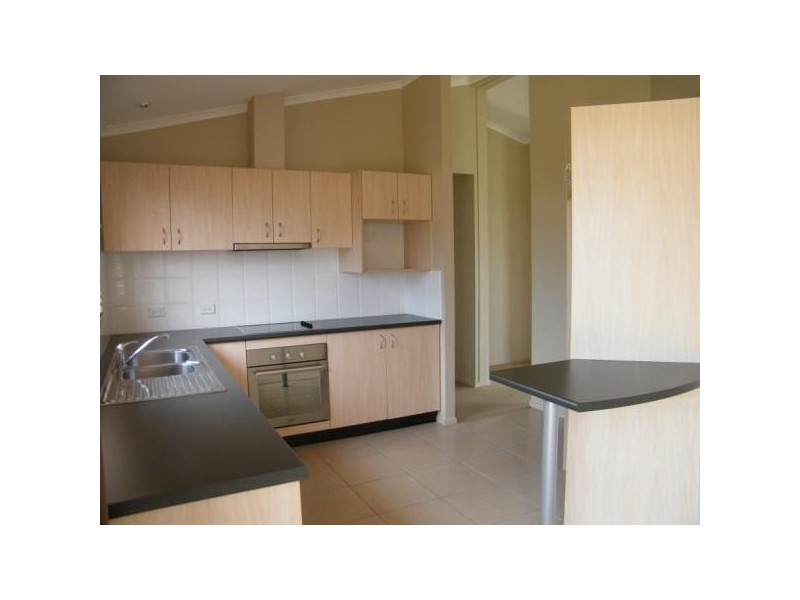 2/48 Windmill Road, Chinchilla QLD 4413