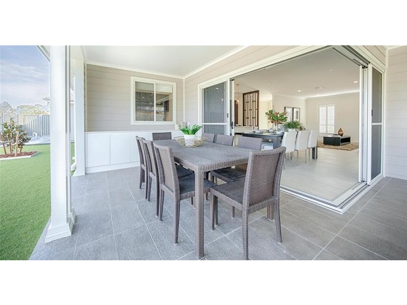 8 Carlyle Court, Chinchilla QLD 4413