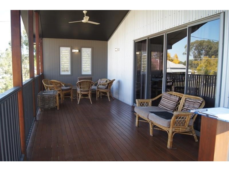 3 Helena Street, Chinchilla QLD 4413