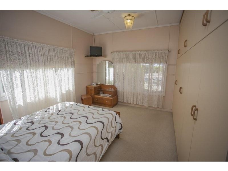 18 Barber Street, Chinchilla QLD 4413