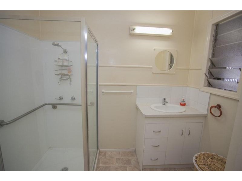 18 Barber Street, Chinchilla QLD 4413