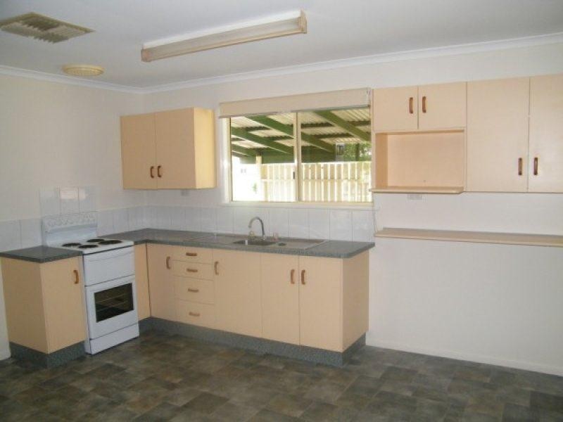 40 Windmill Road, Chinchilla QLD 4413