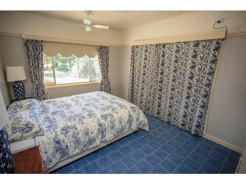 14  Mann Street, Chinchilla QLD 4413