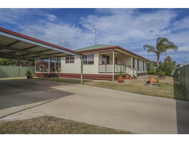 2 Blanchard Street, Chinchilla QLD 4413