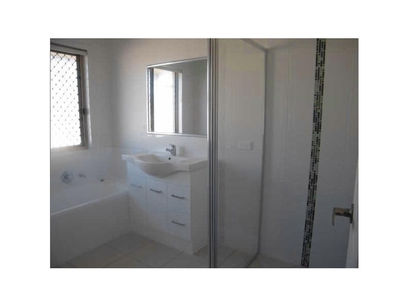 3 Barnsley Street, Chinchilla QLD 4413