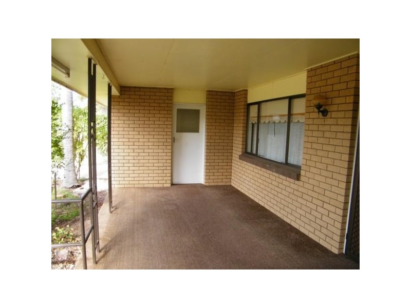 4 Claydon Street, Chinchilla QLD 4413