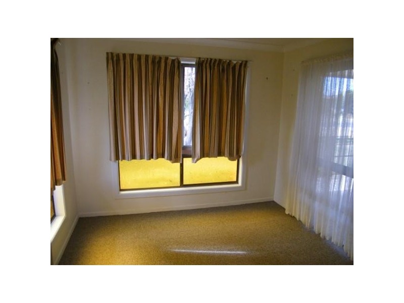 4 Claydon Street, Chinchilla QLD 4413