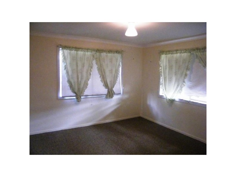 4 Claydon Street, Chinchilla QLD 4413