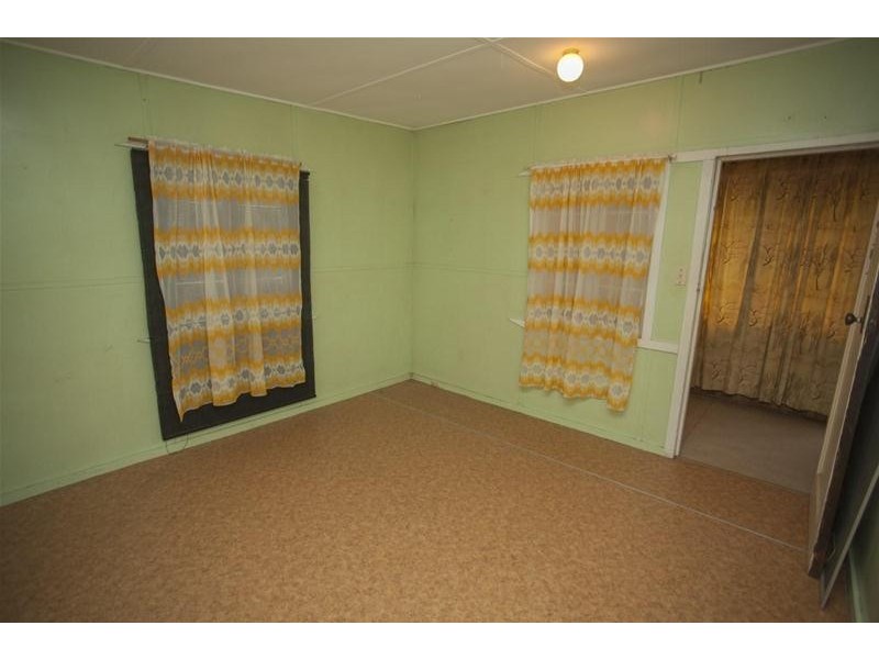 1 Southey Street, Chinchilla QLD 4413