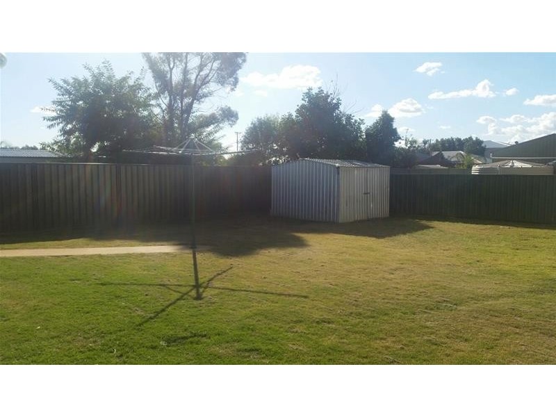 31 Nowland Street, Chinchilla QLD 4413