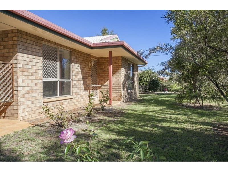 6 Beasley Street, Chinchilla QLD 4413