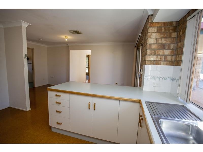 6 Beasley Street, Chinchilla QLD 4413