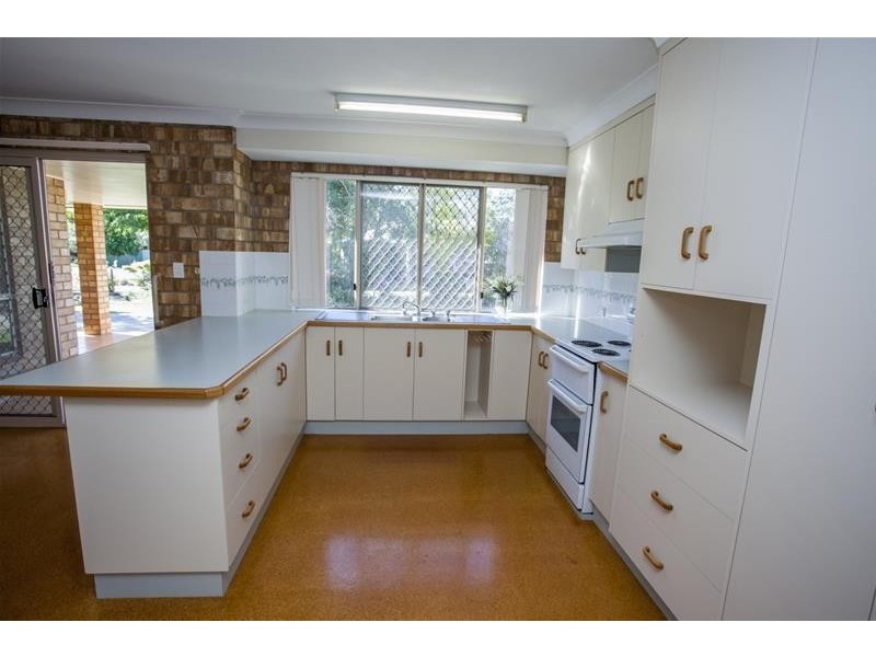 6 Beasley Street, Chinchilla QLD 4413