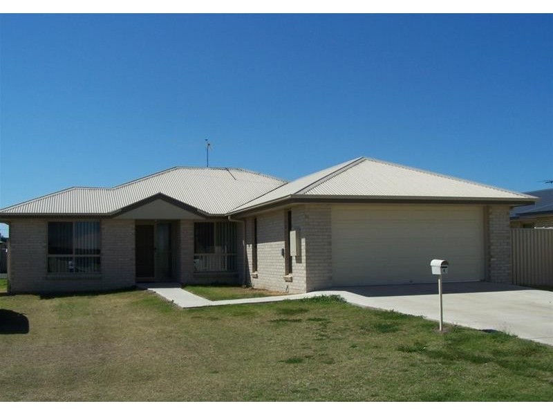 4 Hurse Street, Chinchilla QLD 4413